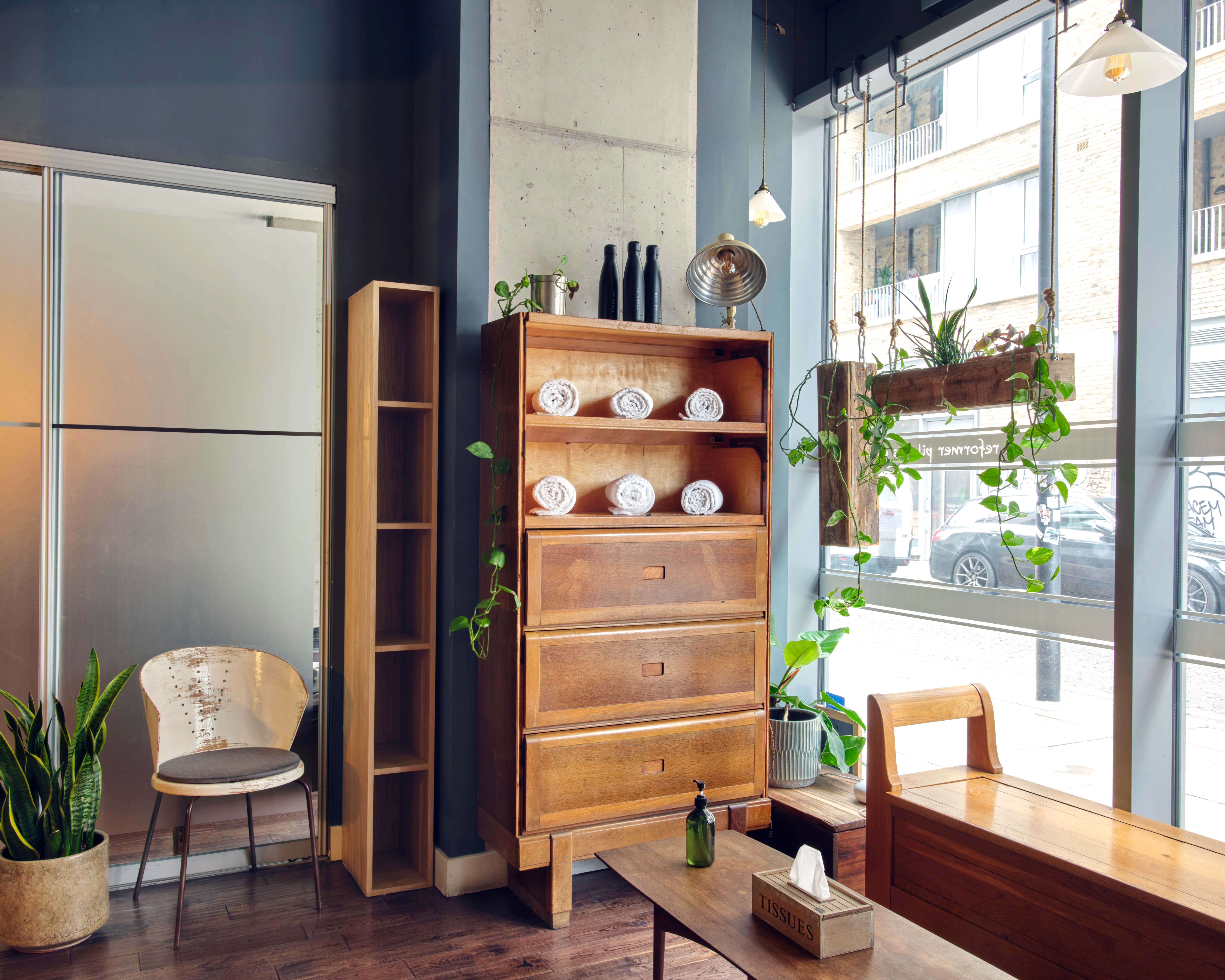 Private Hire E1 London