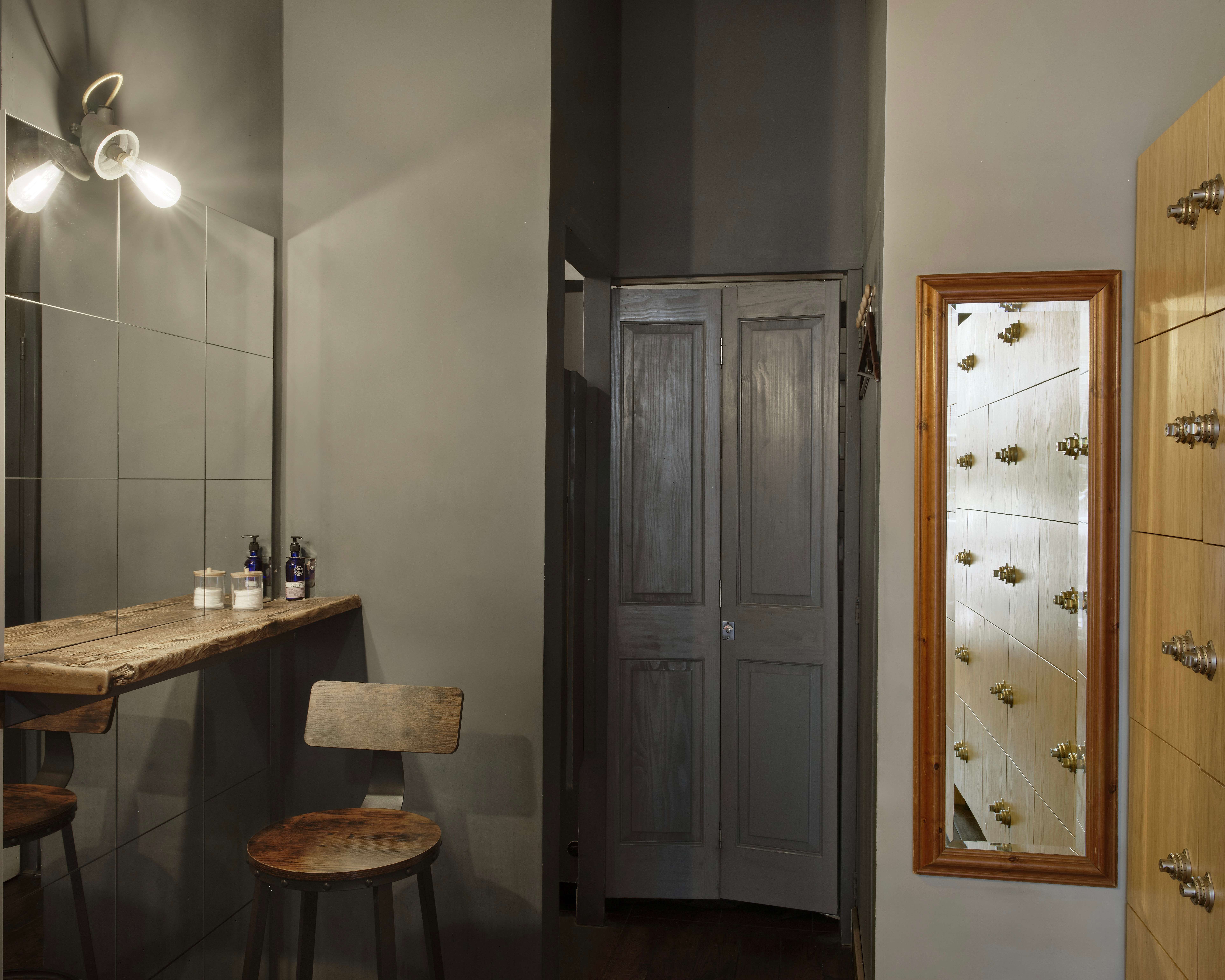 Private Hire E1 London